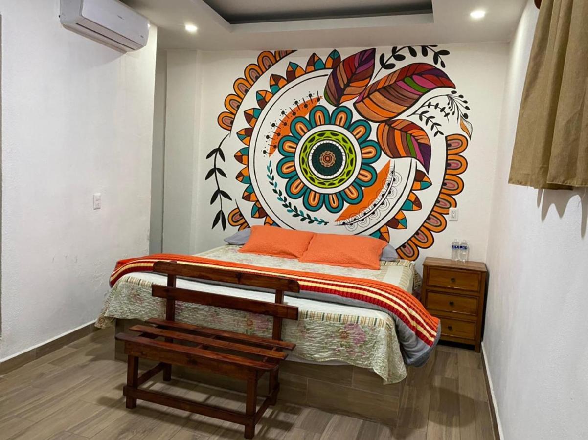 K&M Hotel Ксилитла Екстериор снимка