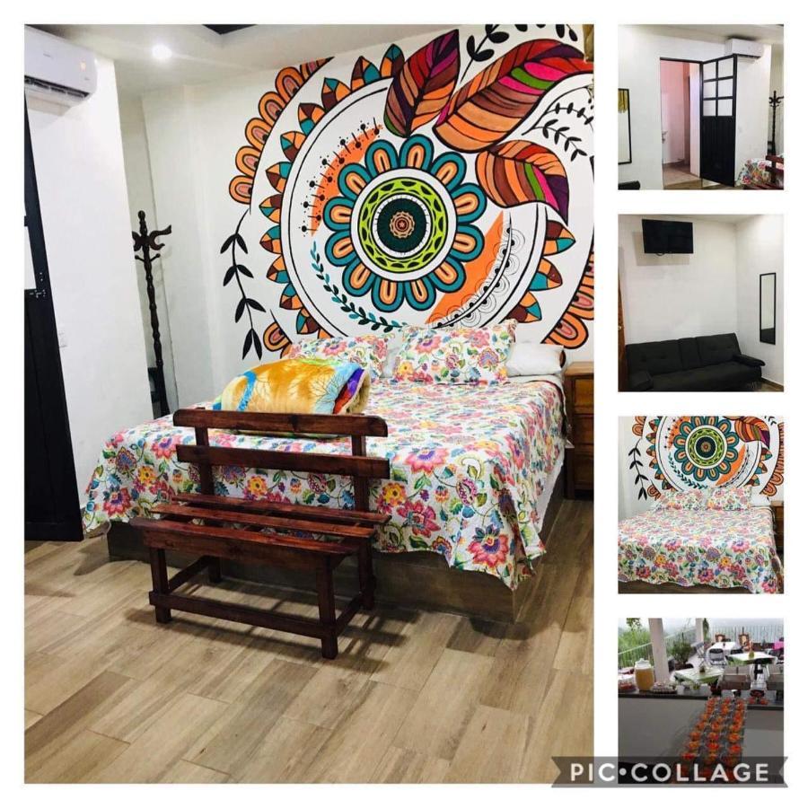 K&M Hotel Ксилитла Екстериор снимка