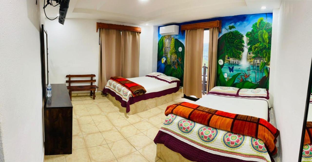 K&M Hotel Ксилитла Екстериор снимка