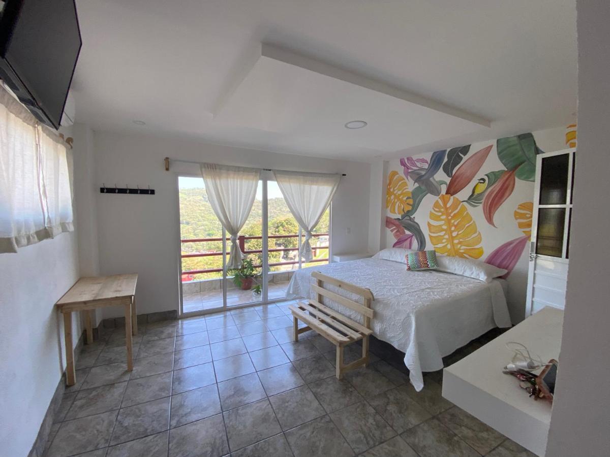 K&M Hotel Ксилитла Екстериор снимка