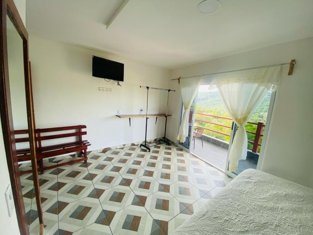 K&M Hotel Ксилитла Екстериор снимка