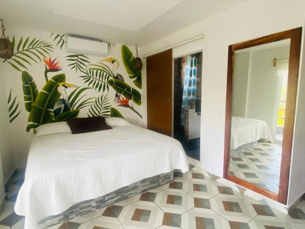 K&M Hotel Ксилитла Екстериор снимка